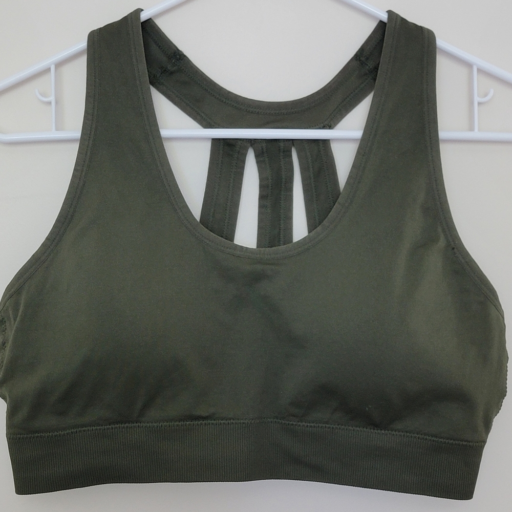 LEG3ND Sports Bra with Strappy Back